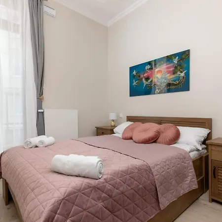 Апартаменты Aleja Solidarnosci 60b Ii By Renters *